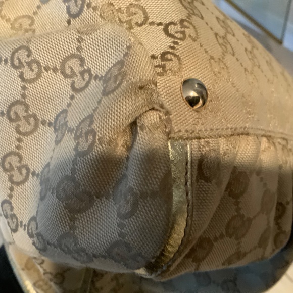 Handbag - Picture 7 of 7